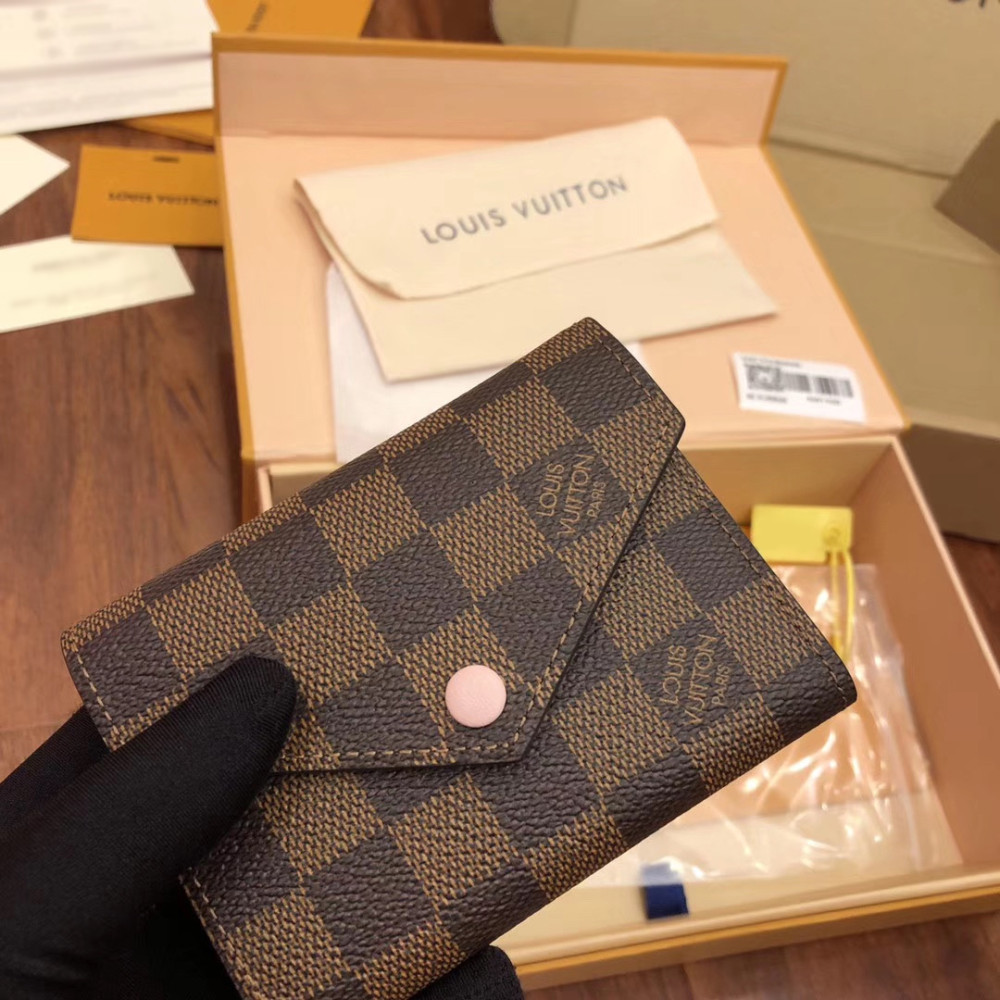 Victorine Wallet Victorine Wallet
