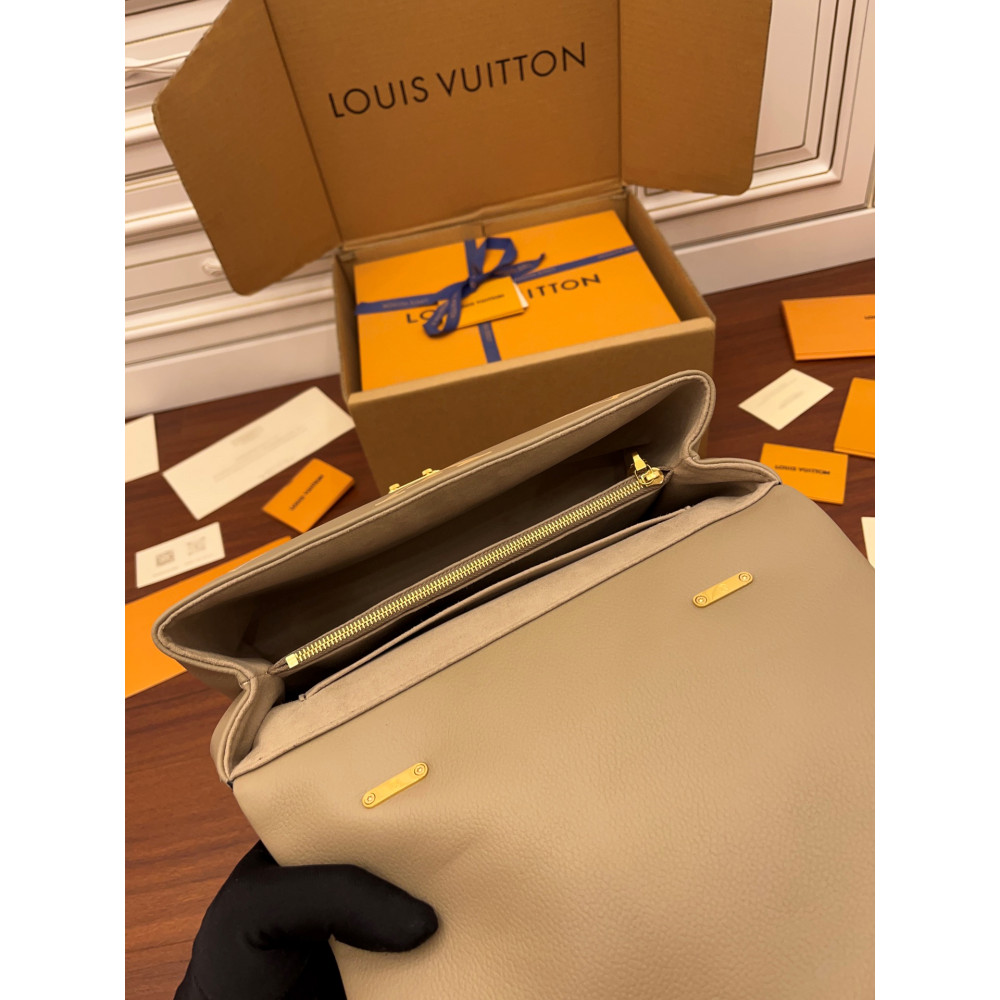 Madeleine MM Madeleine MM