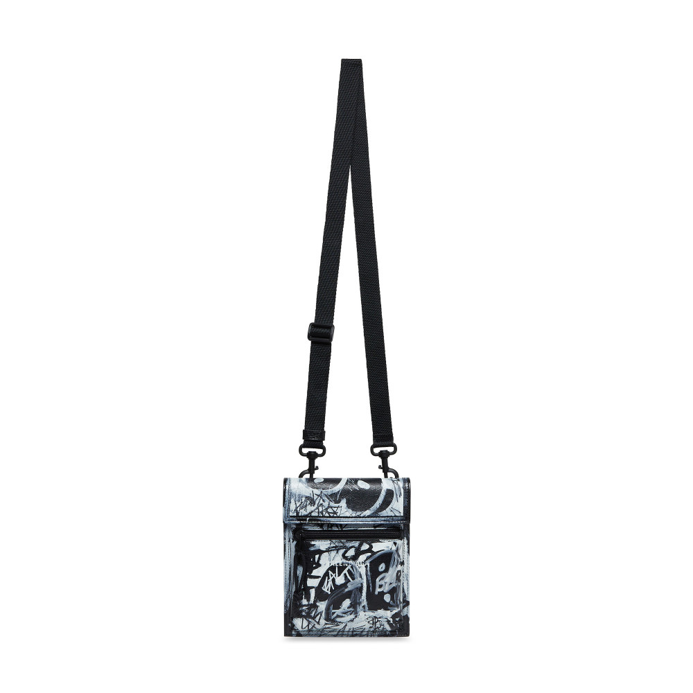 EXPLORER SMALL POUCH WITH STRAP GRAFFITI EXPLORER SMALL POUCH WITH STRAP GRAFFITI