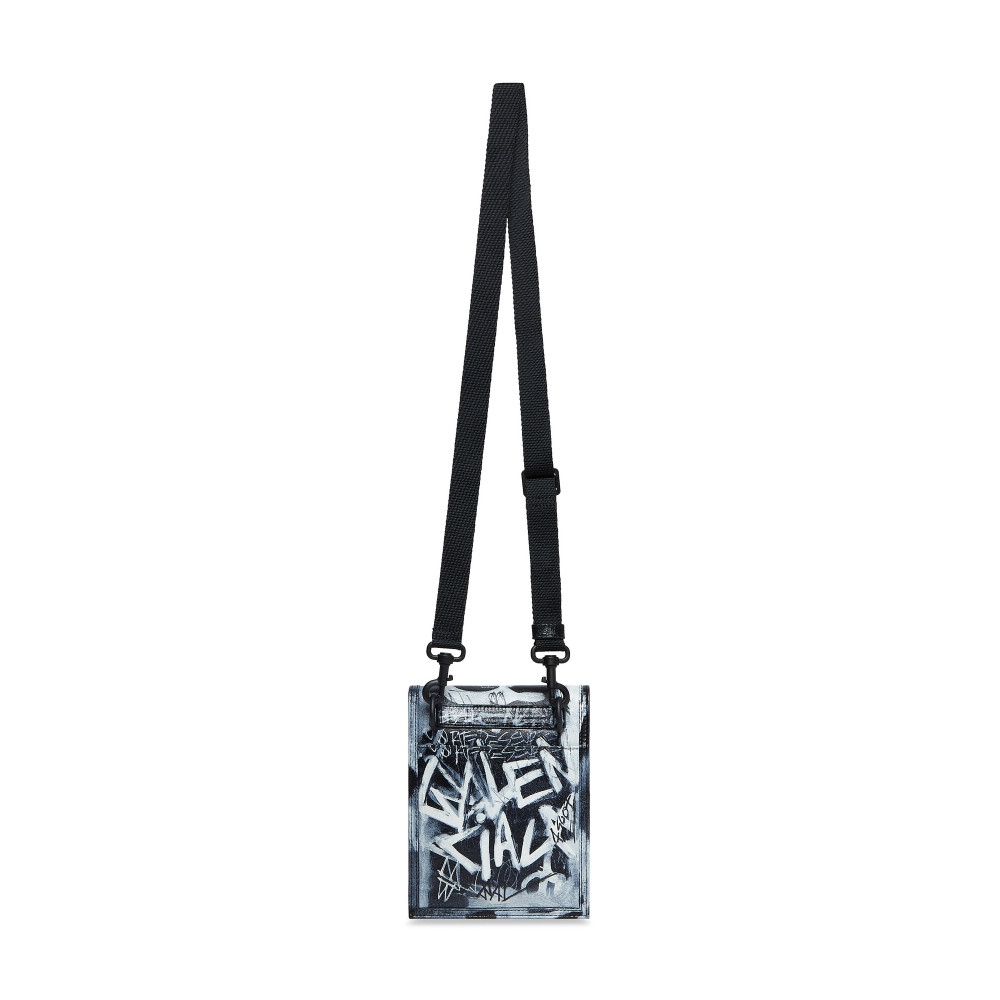 EXPLORER SMALL POUCH WITH STRAP GRAFFITI EXPLORER SMALL POUCH WITH STRAP GRAFFITI