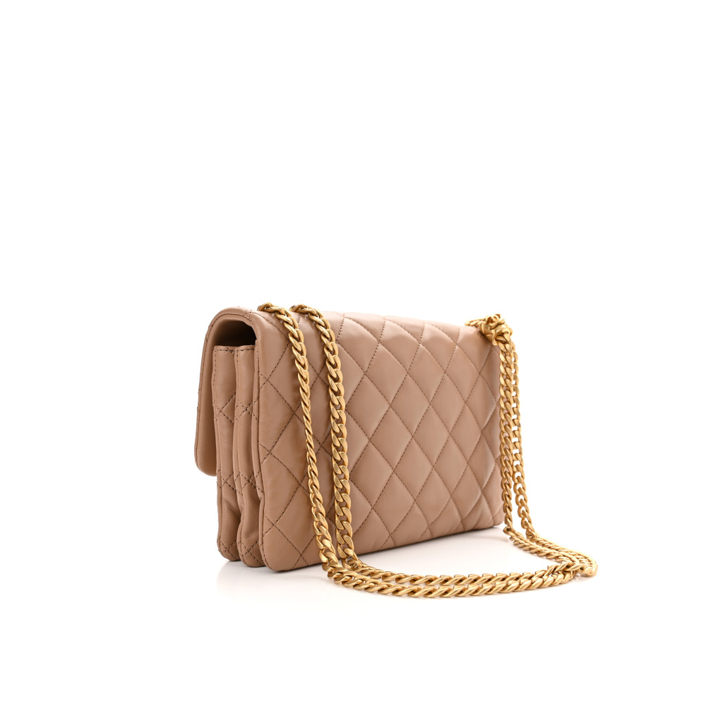 CHANEL MEDIUM PILLOW CRUSH FLAP BAG CHANEL MEDIUM PILLOW CRUSH FLAP BAG