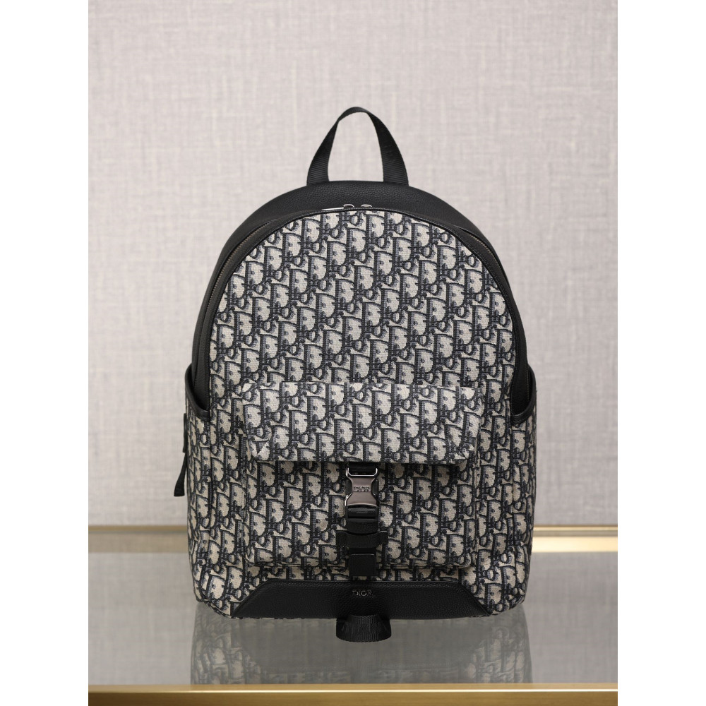 EXPLORER BACKPACK EXPLORER BACKPACK
