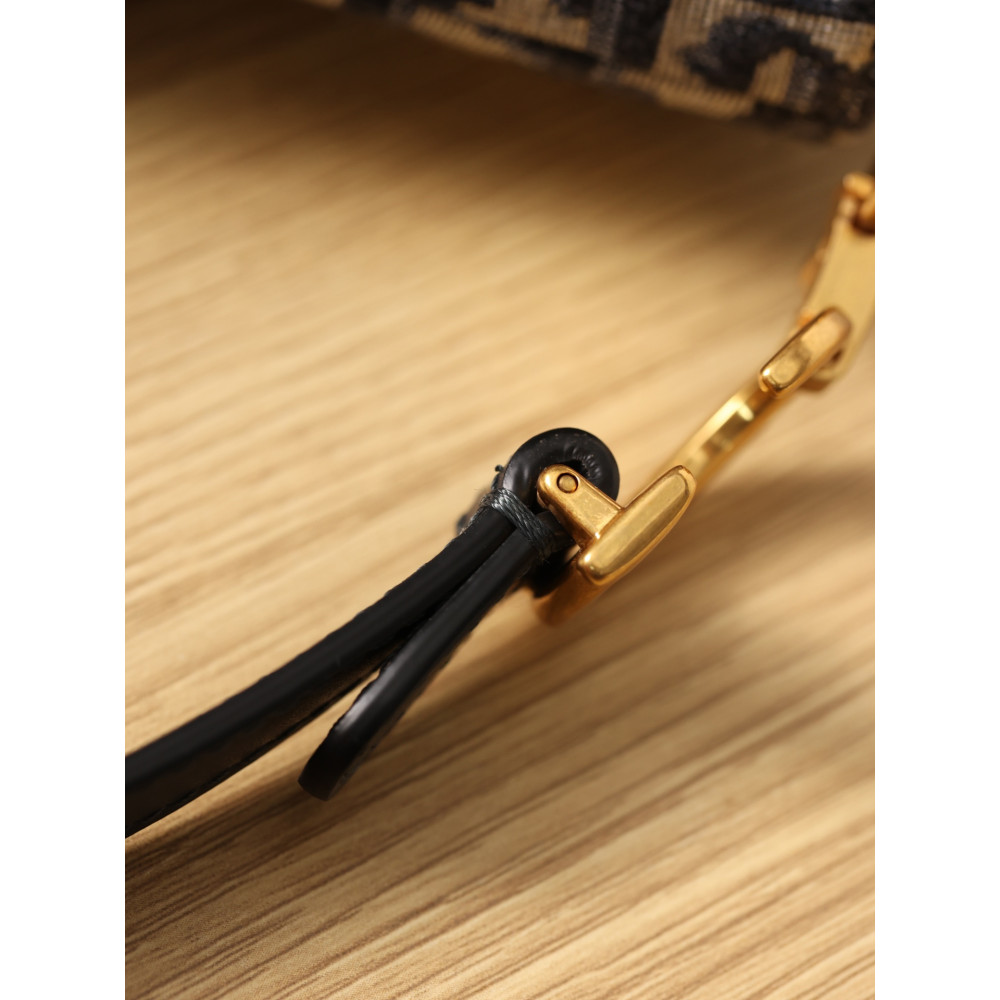 MINI SADDLE BAG WITH STRAP MINI SADDLE BAG WITH STRAP