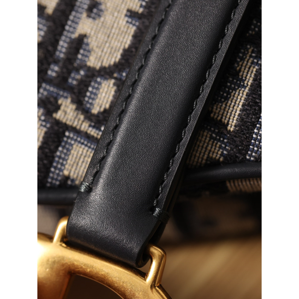 MINI SADDLE BAG WITH STRAP MINI SADDLE BAG WITH STRAP