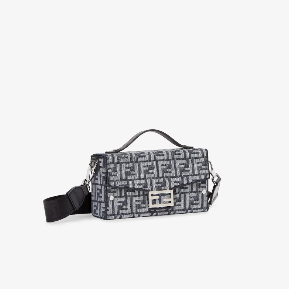 Soft Trunk Baguette