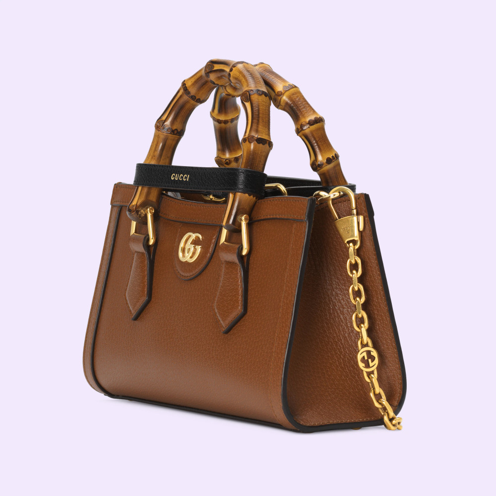 GUCCI DIANA SMALL SHOULDER BAG GUCCI DIANA SMALL SHOULDER BAG