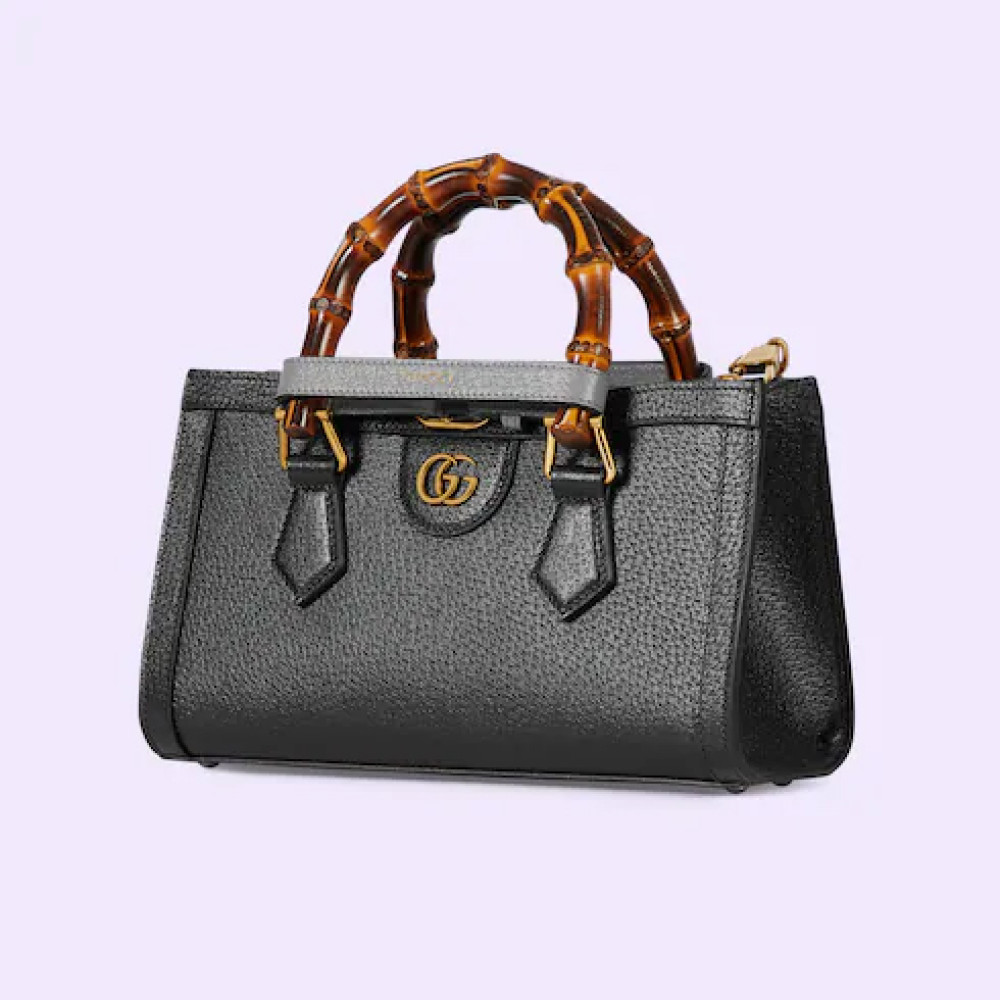 GUCCI DIANA SMALL SHOULDER BAG GUCCI DIANA SMALL SHOULDER BAG