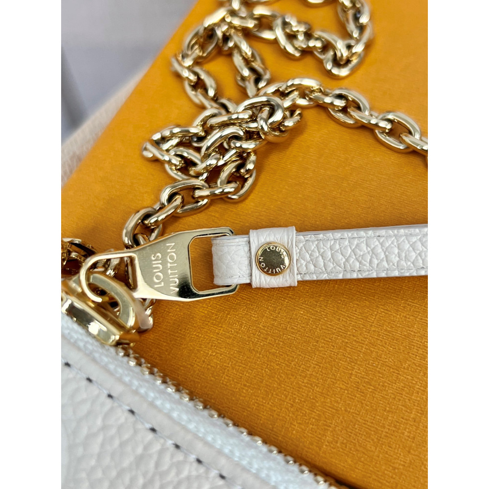 Easy Pouch On Strap Easy Pouch On Strap