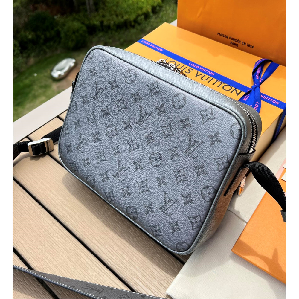 Outdoor Messenger Outdoor Messenger