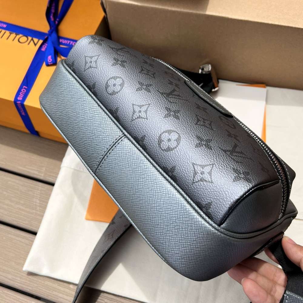 Outdoor Messenger Outdoor Messenger