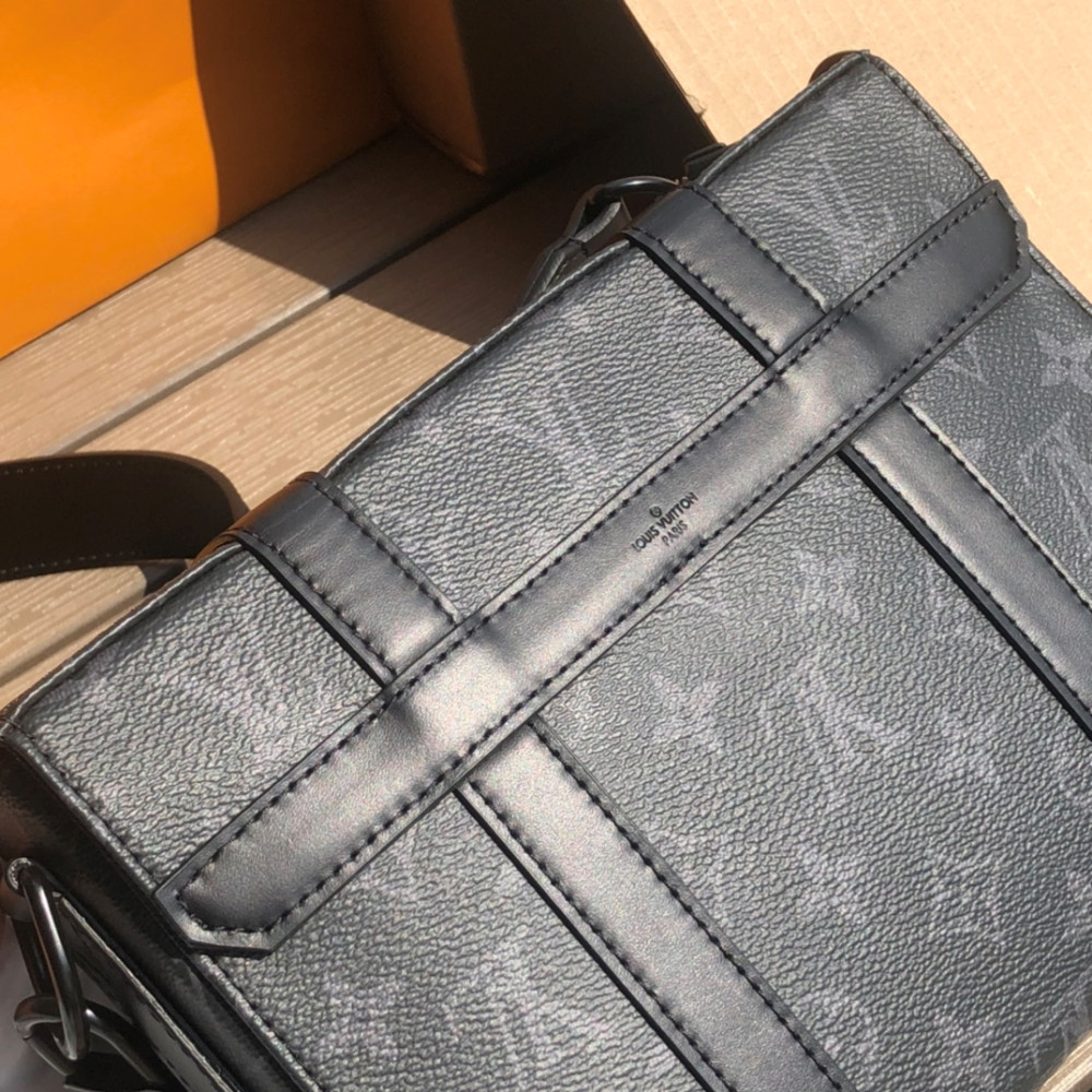 Trunk Messenger Trunk Messenger