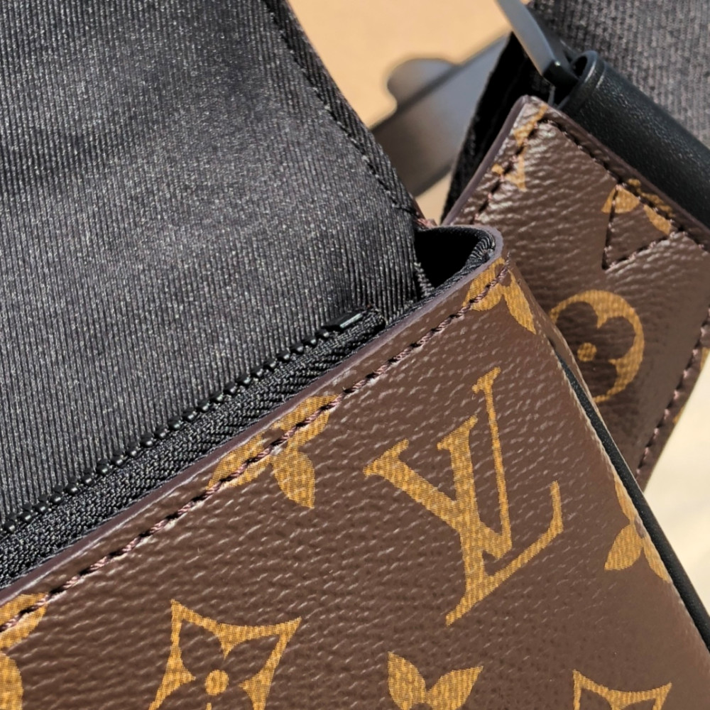 S Lock Slingbag S Lock Slingbag