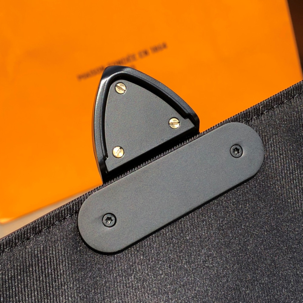 S Lock Slingbag S Lock Slingbag