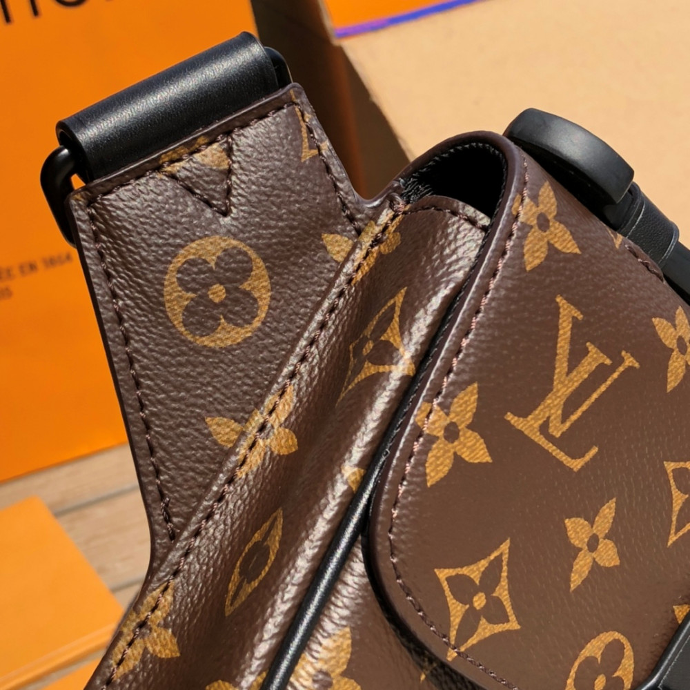 S Lock Slingbag S Lock Slingbag