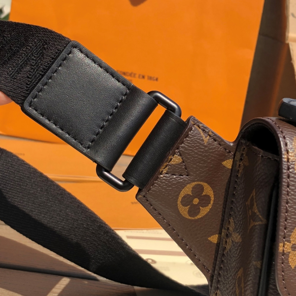 S Lock Slingbag S Lock Slingbag