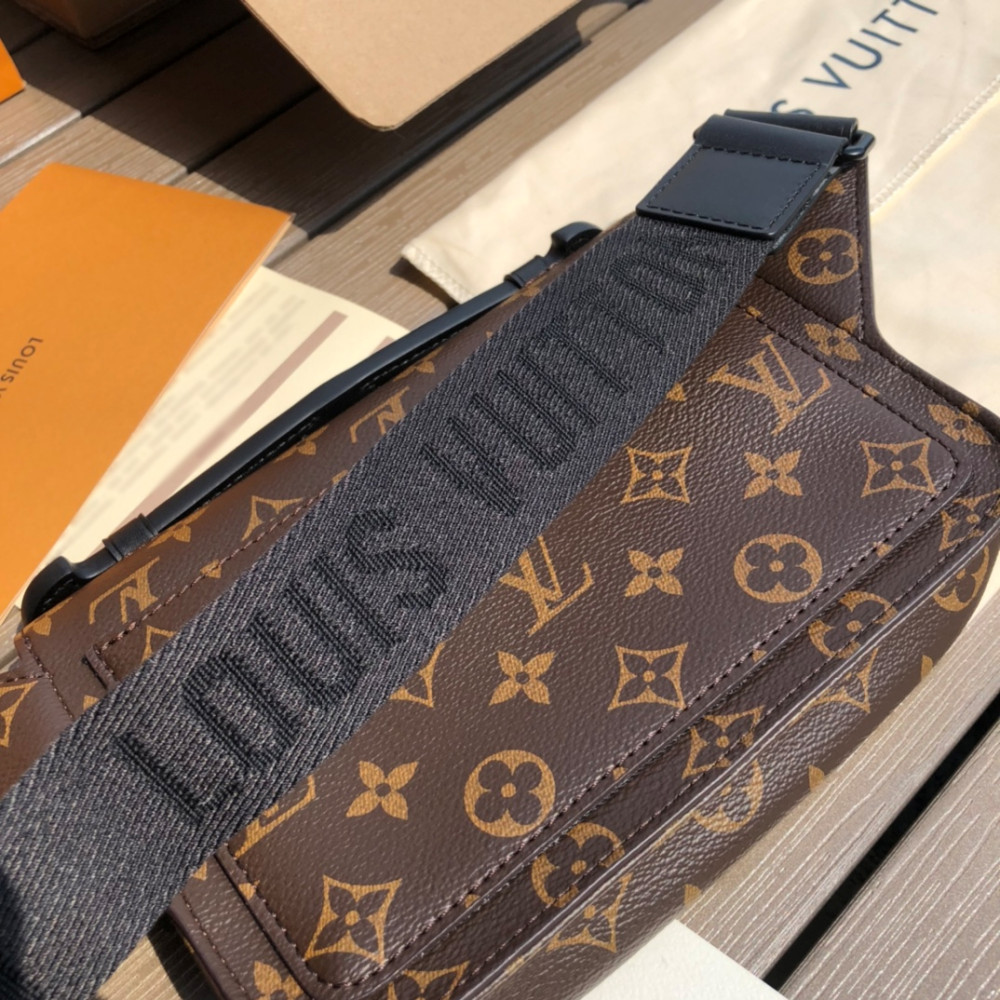 S Lock Slingbag S Lock Slingbag