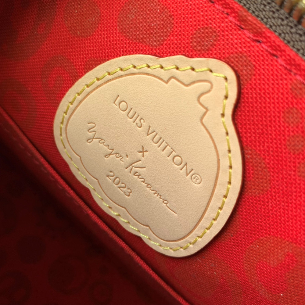 LV x YK Alma BB LV x YK Alma BB