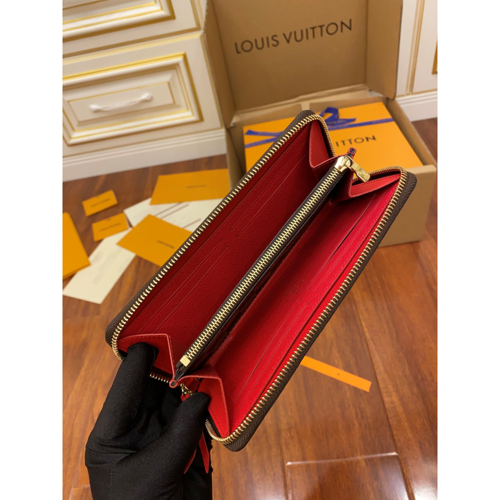Clémence Wallet Clémence Wallet