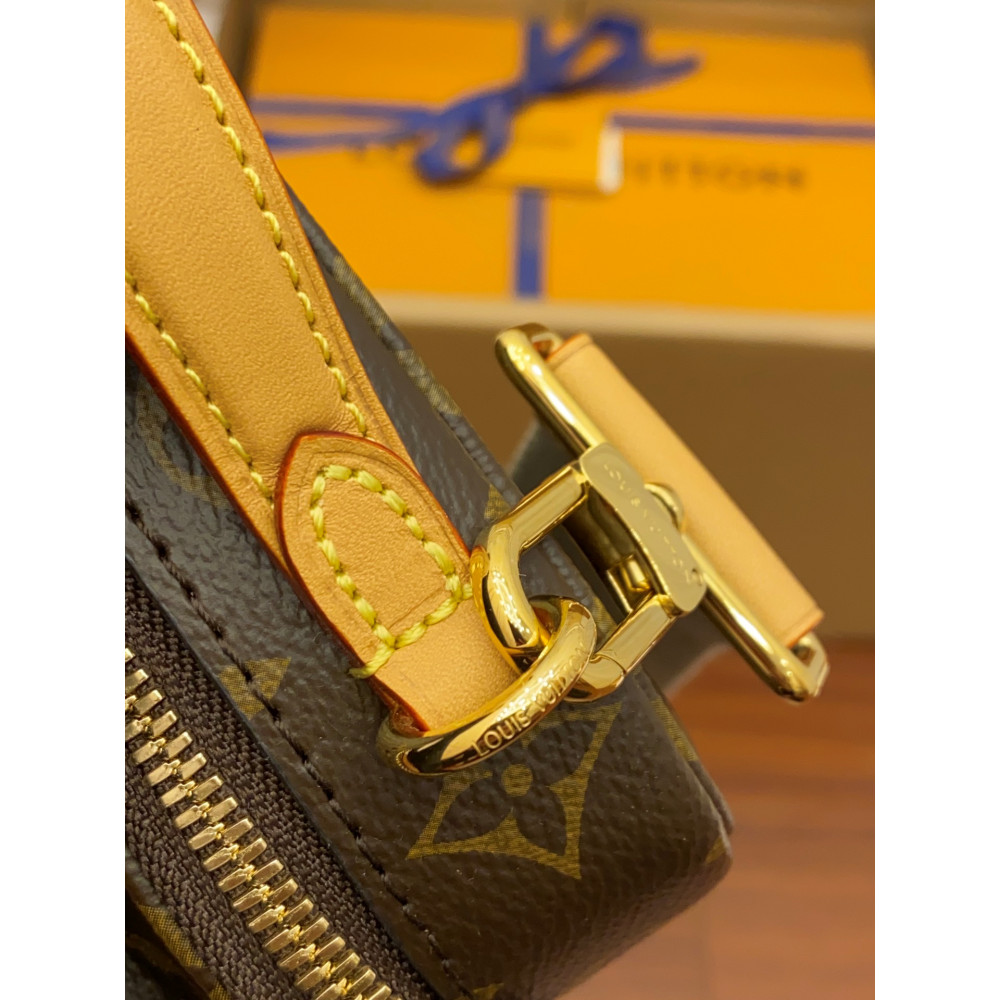 Utility Crossbody