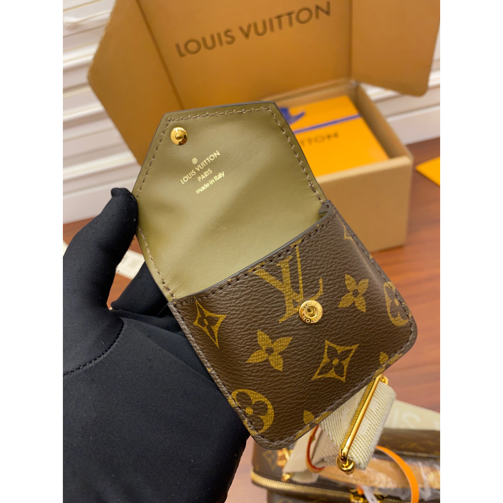 Utility Crossbody