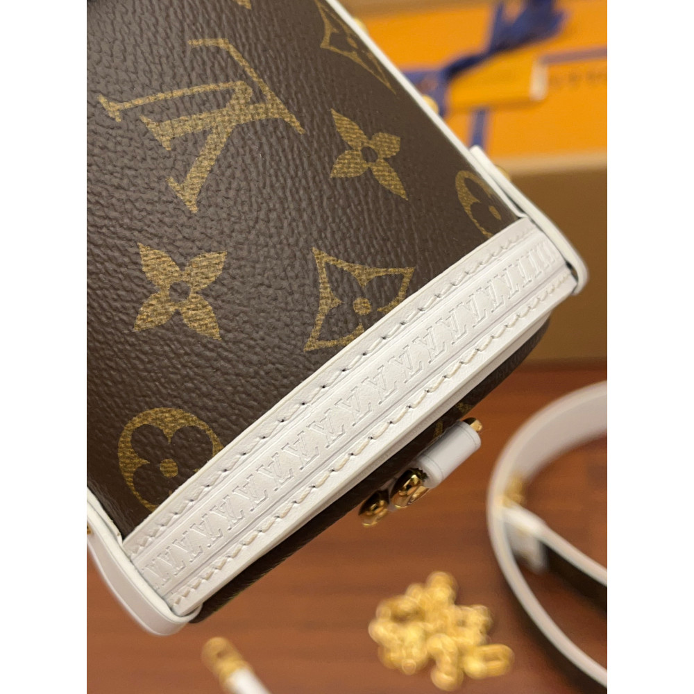Papillon Trunk