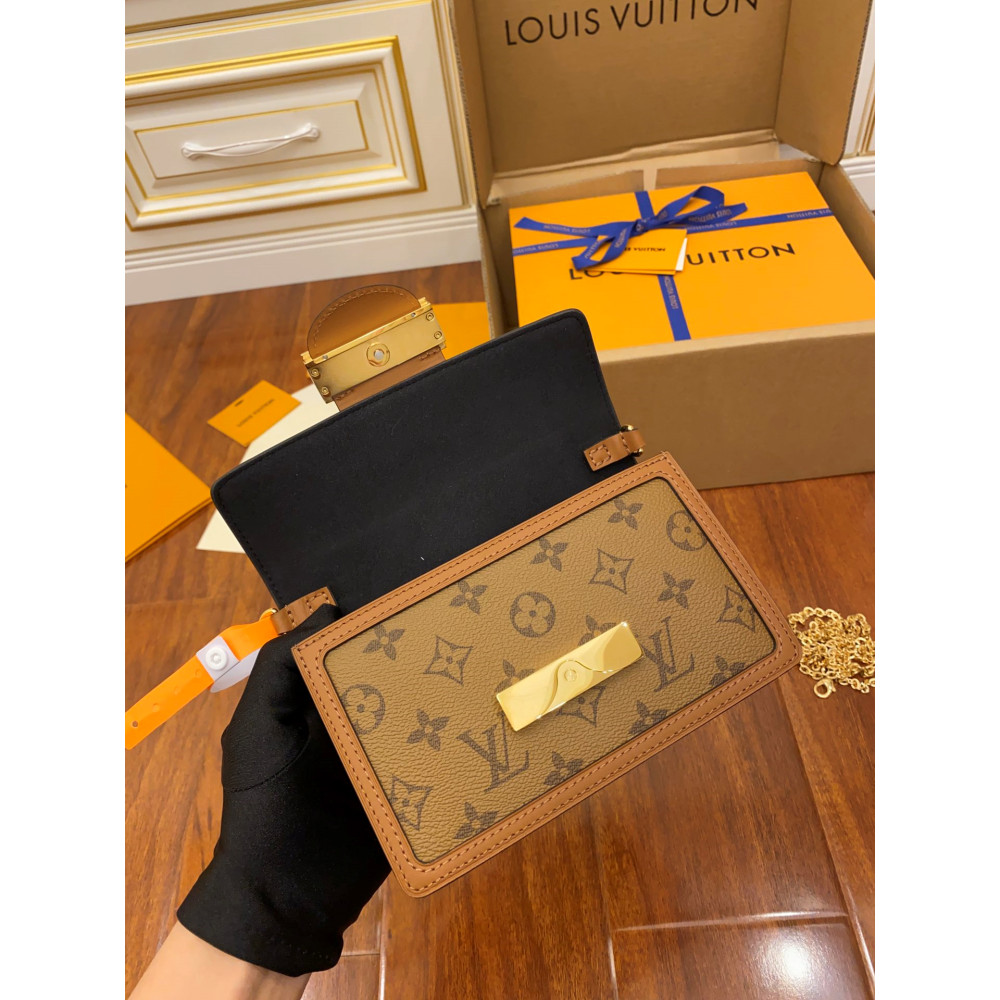 Dauphine Chain Wallet Dauphine Chain Wallet