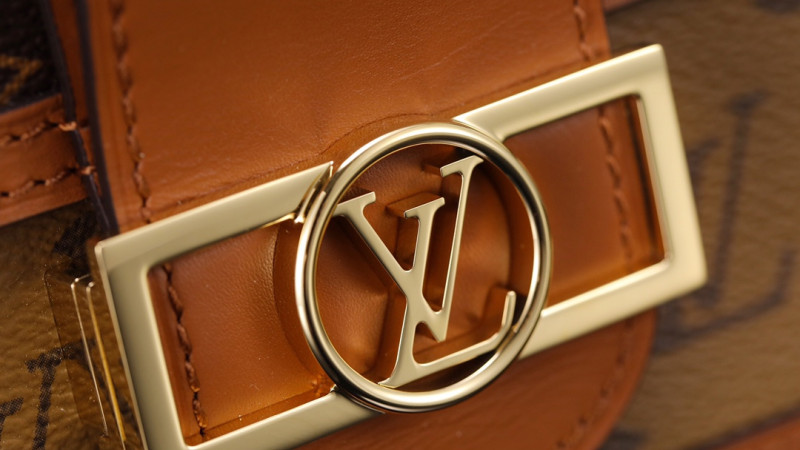 Dauphine Chain Wallet M68746