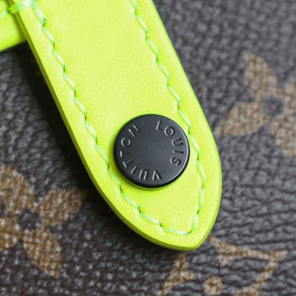Christopher Wearable Wallet Christopher Wearable Wallet