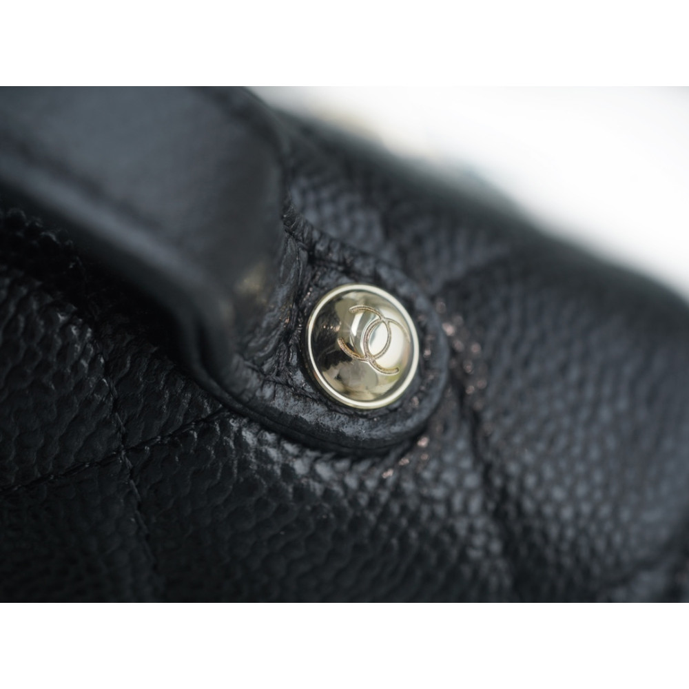 CHANEL SMALL BUSINESS AFFINITY FLAP BAG CHANEL SMALL BUSINESS AFFINITY FLAP BAG