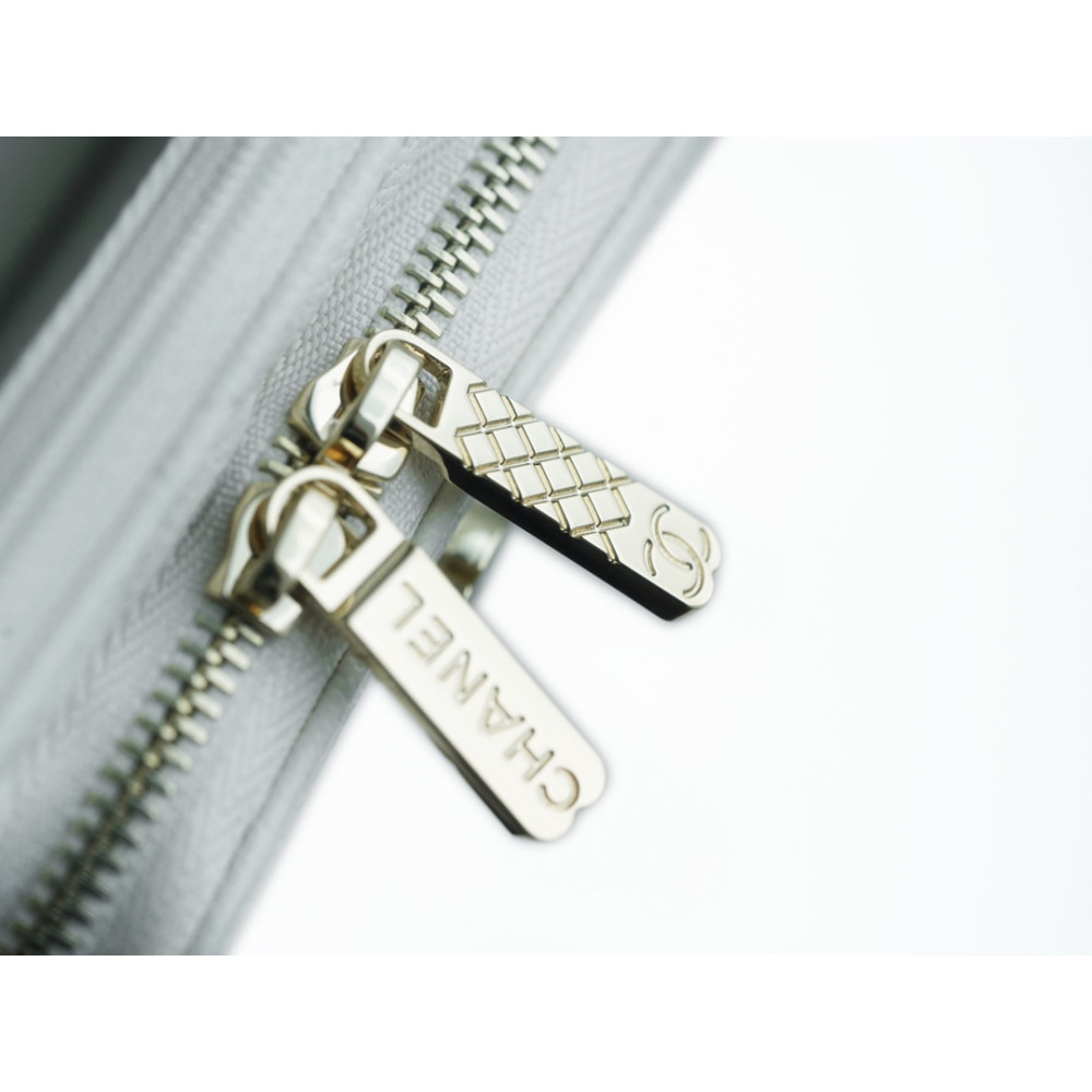 CHANEL SMALL BUSINESS AFFINITY FLAP BAG