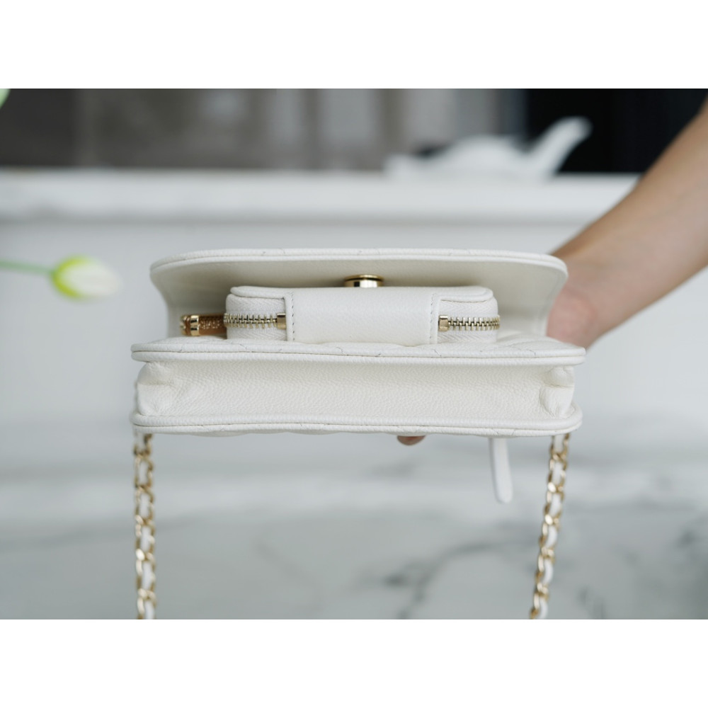 CHANEL SMALL BUSINESS AFFINITY FLAP BAG