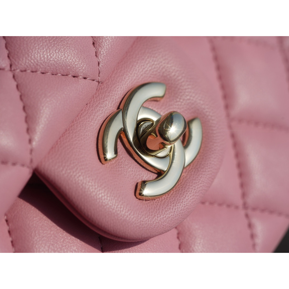 CHANEL SMALL DOUBLE FLAP BAG CHANEL SMALL DOUBLE FLAP BAG