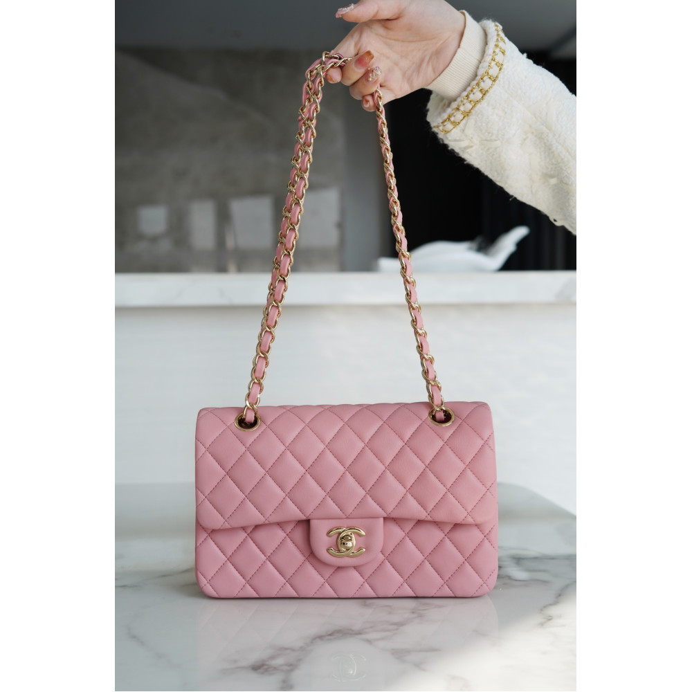 CHANEL SMALL DOUBLE FLAP BAG CHANEL SMALL DOUBLE FLAP BAG