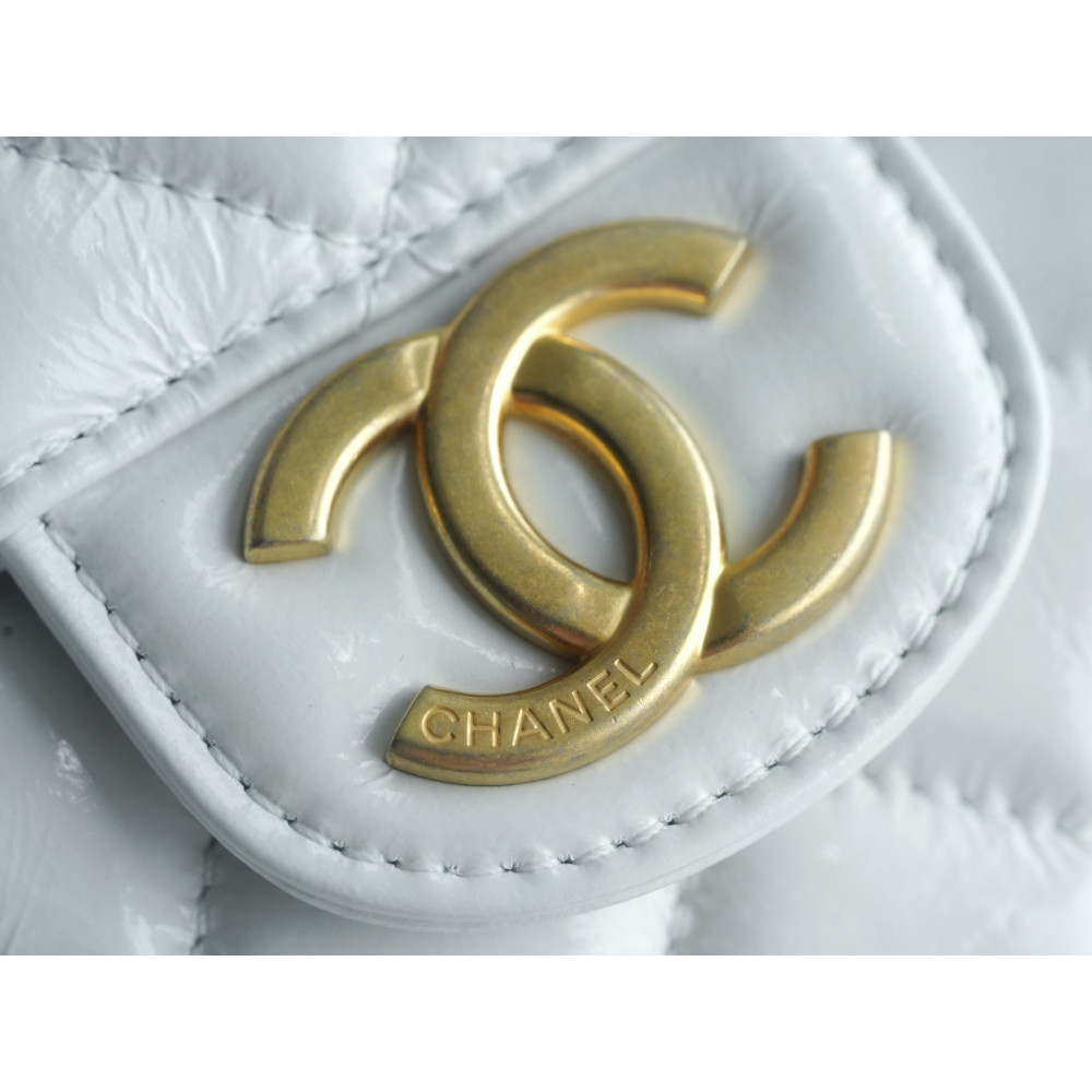 CHANEL WAVY HOBO BAG CHANEL WAVY HOBO BAG