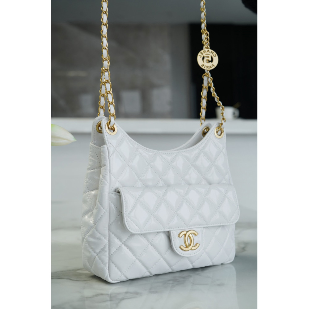 CHANEL WAVY HOBO BAG CHANEL WAVY HOBO BAG
