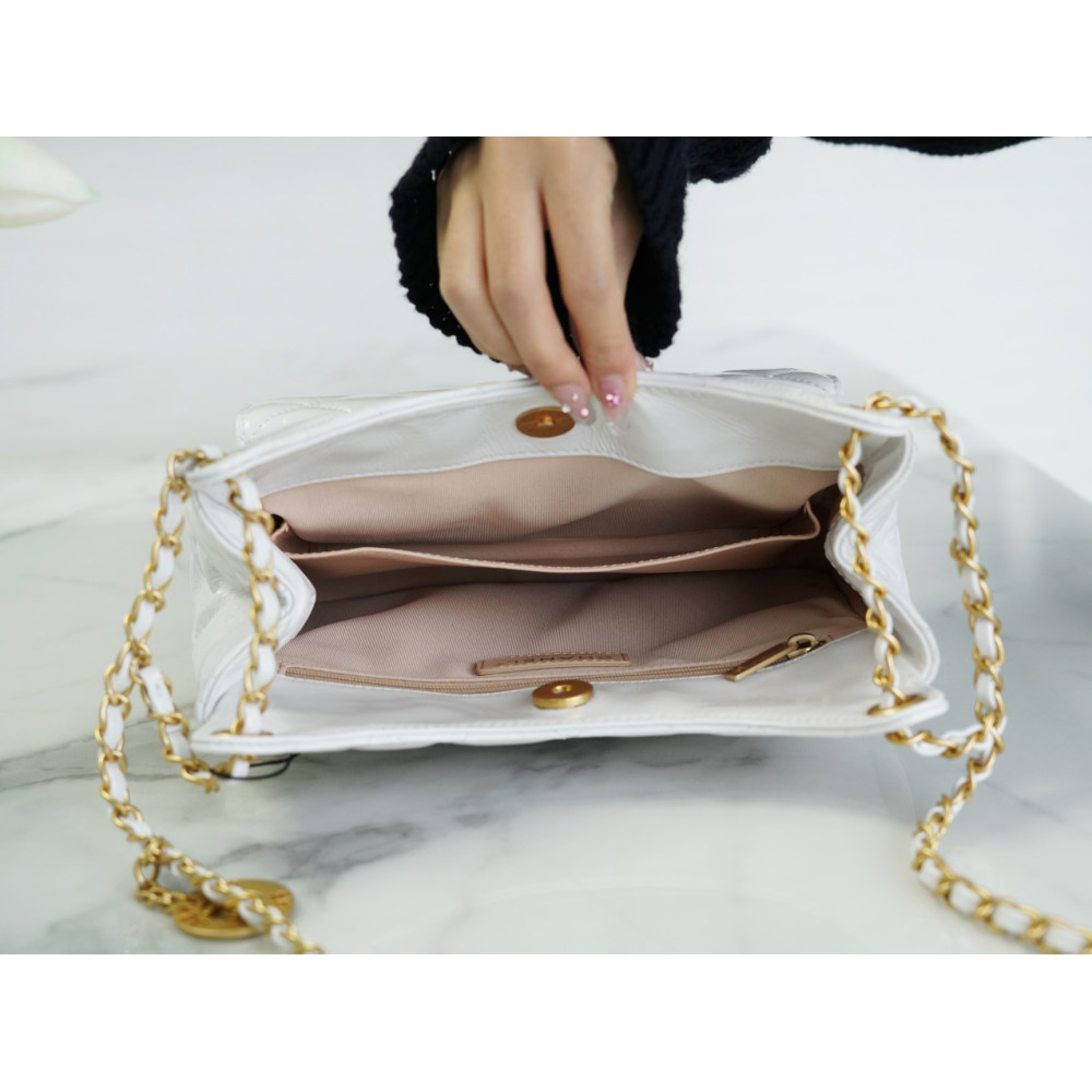 CHANEL WAVY HOBO BAG CHANEL WAVY HOBO BAG