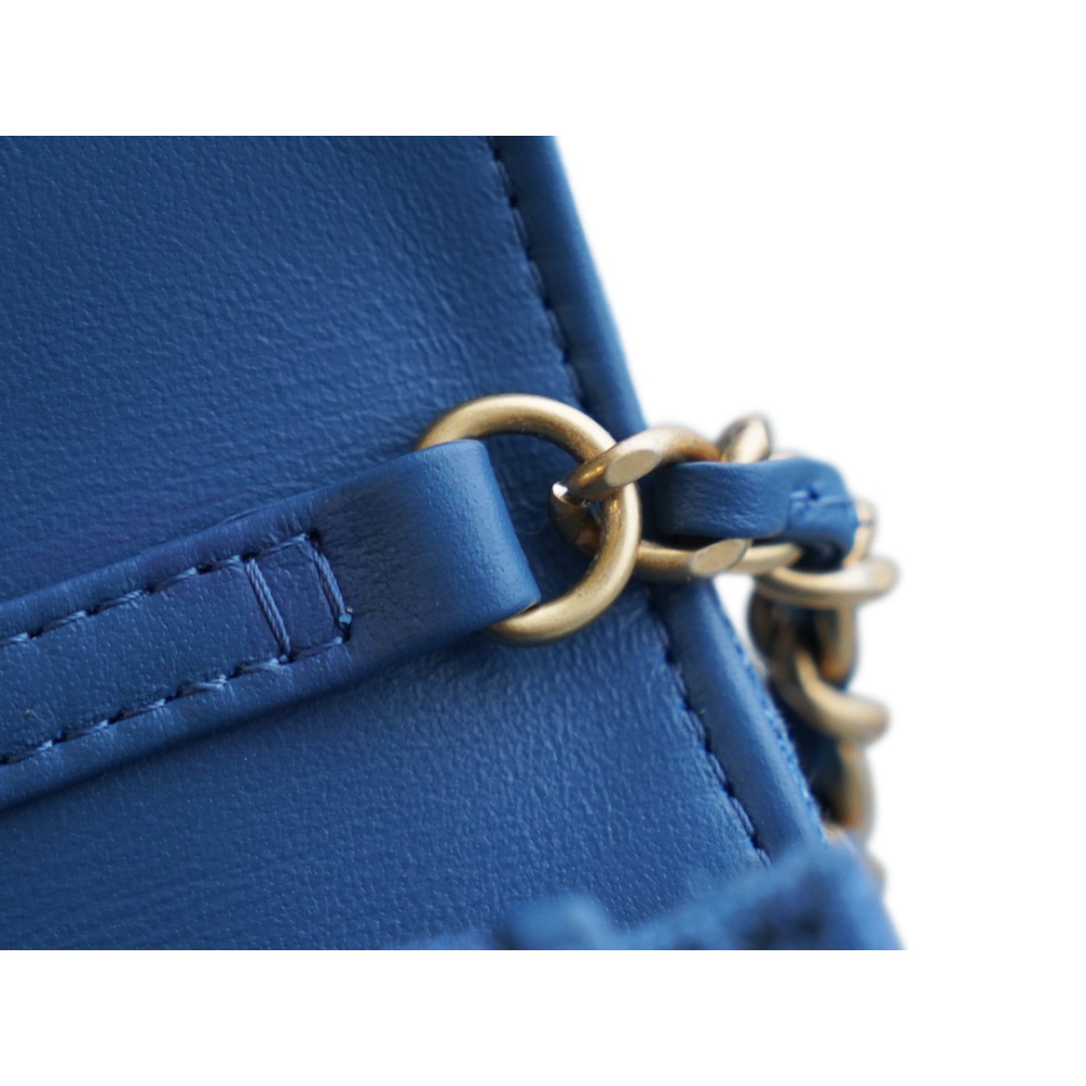 CHANEL PEARL CRUSH WALLET ON CHAIN CHANEL PEARL CRUSH WALLET ON CHAIN