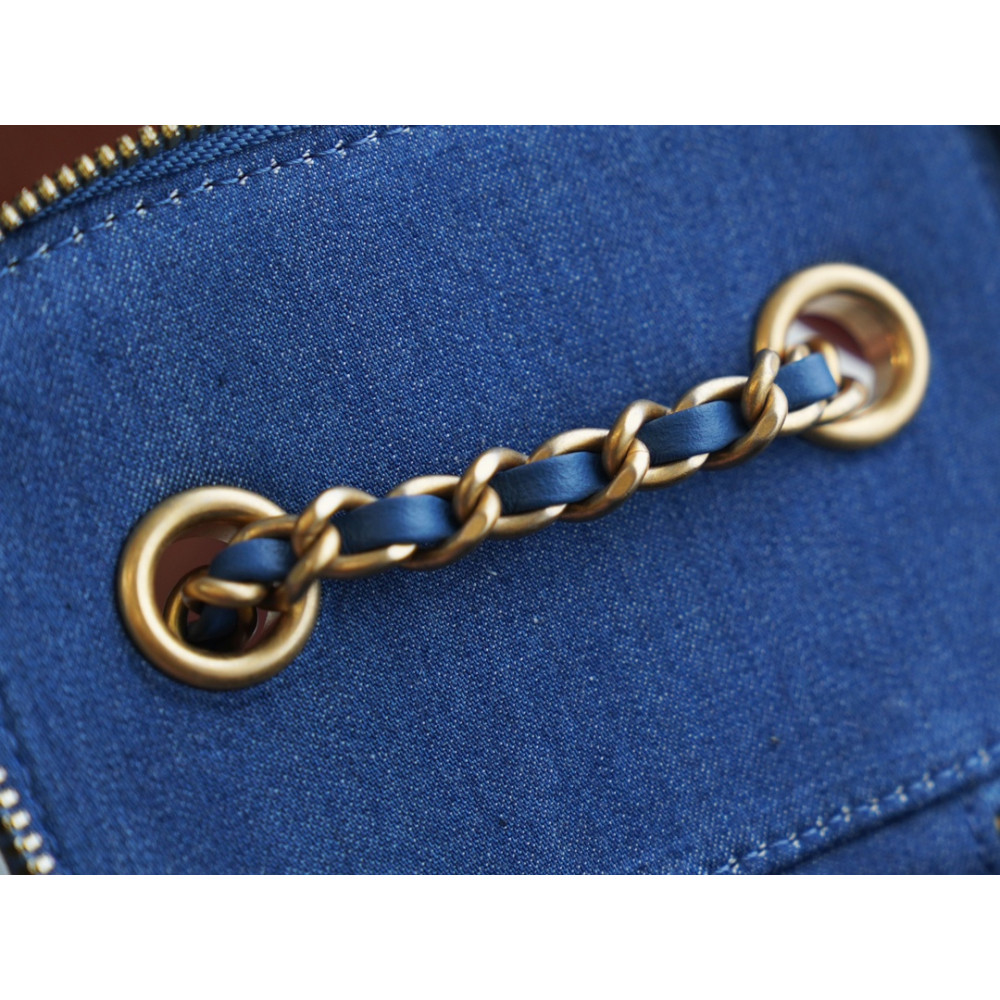 CHANEL PEARL CRUSH MINI VANITY CASE