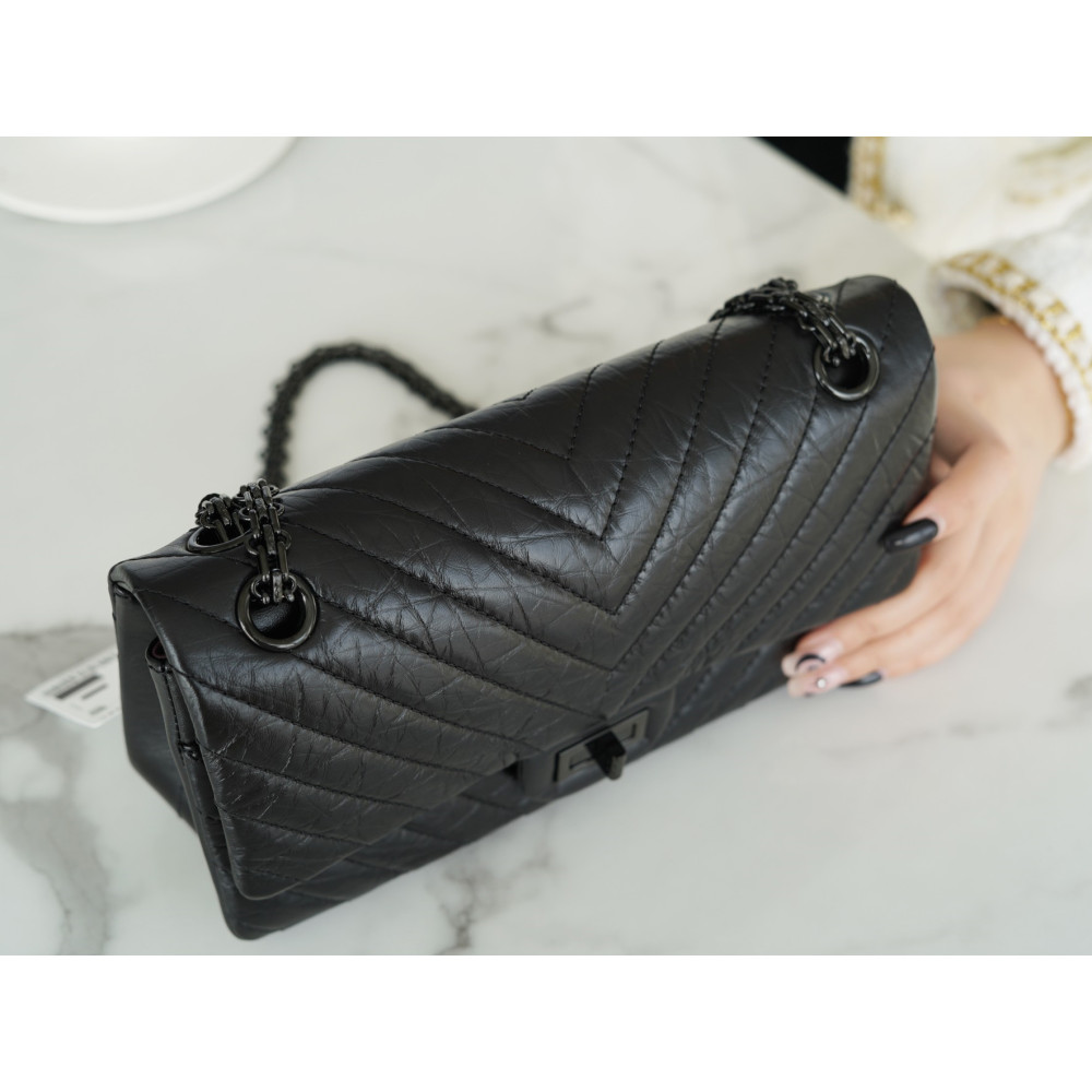 CHANEL 2.55 REISSUE 225 FLAP BAG