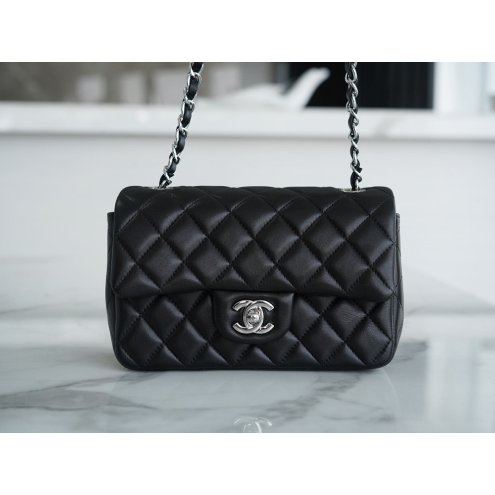 CHANEL MINI RECTANGULAR FLAP BAG CHANEL MINI RECTANGULAR FLAP BAG