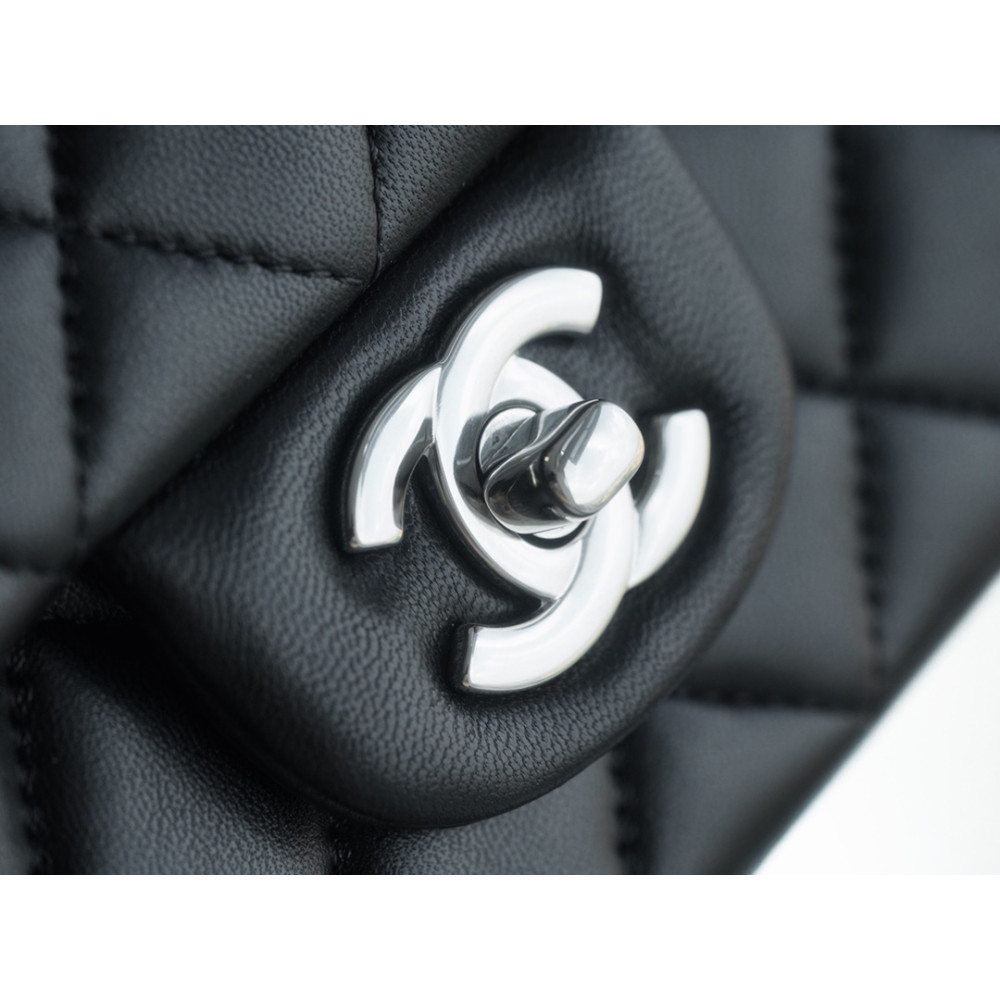 CHANEL MINI RECTANGULAR FLAP BAG CHANEL MINI RECTANGULAR FLAP BAG