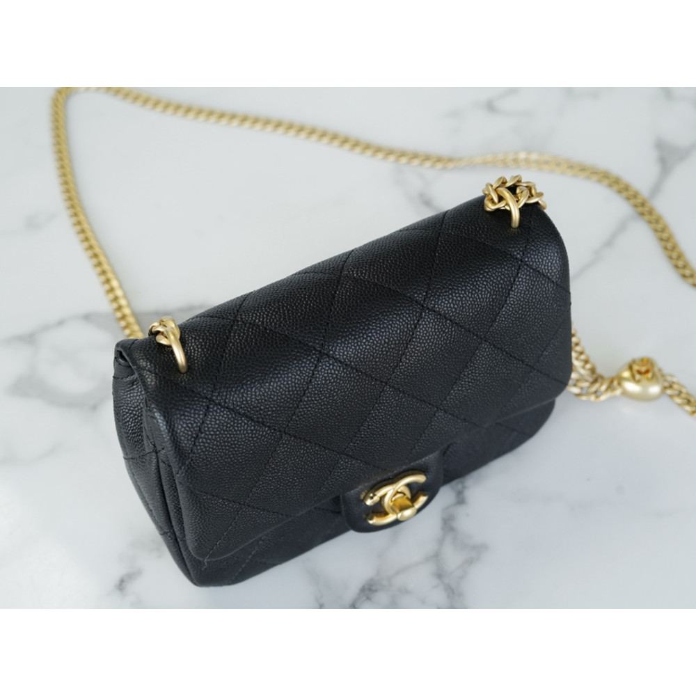 CHANEL LARGE SWEETHEART FLAP BAG