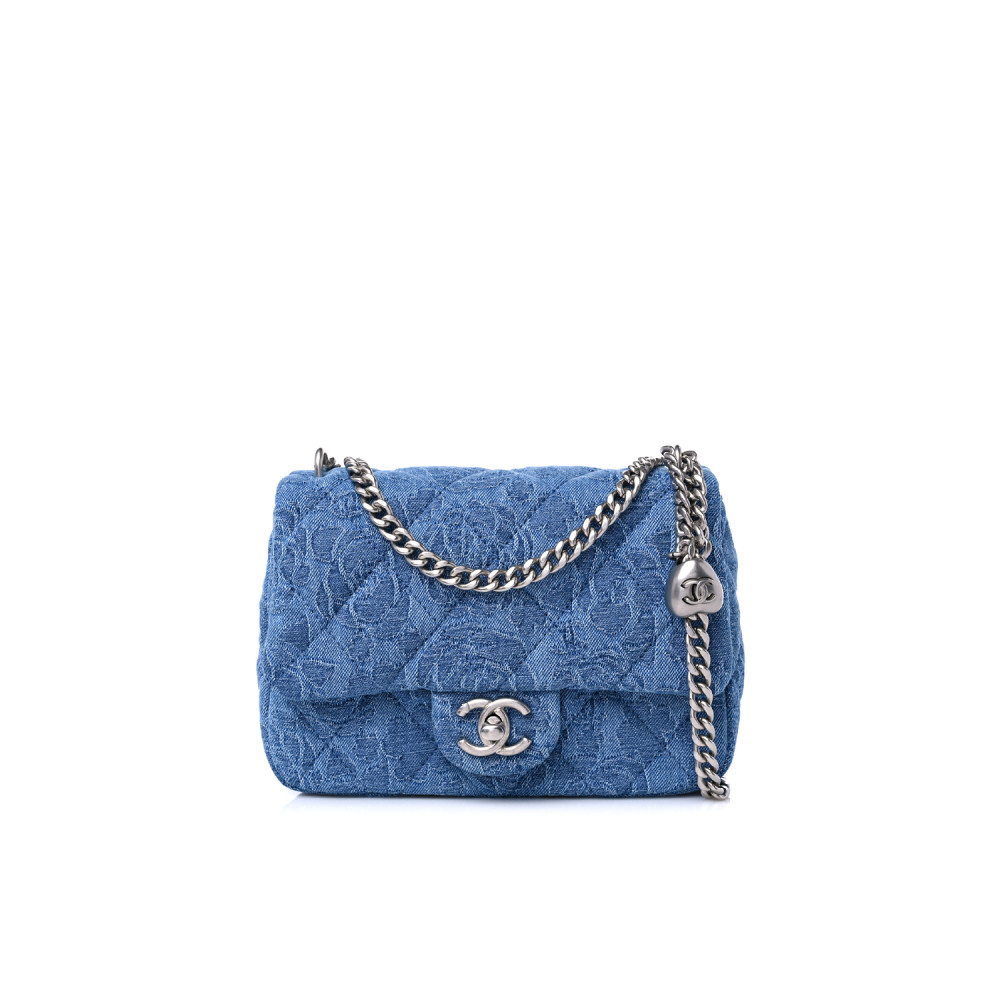 CHANEL SWEETHEART FLAP BAG