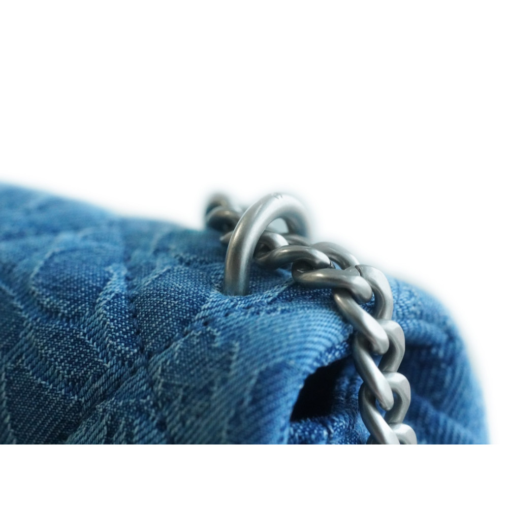 CHANEL SWEETHEART FLAP BAG CHANEL SWEETHEART FLAP BAG