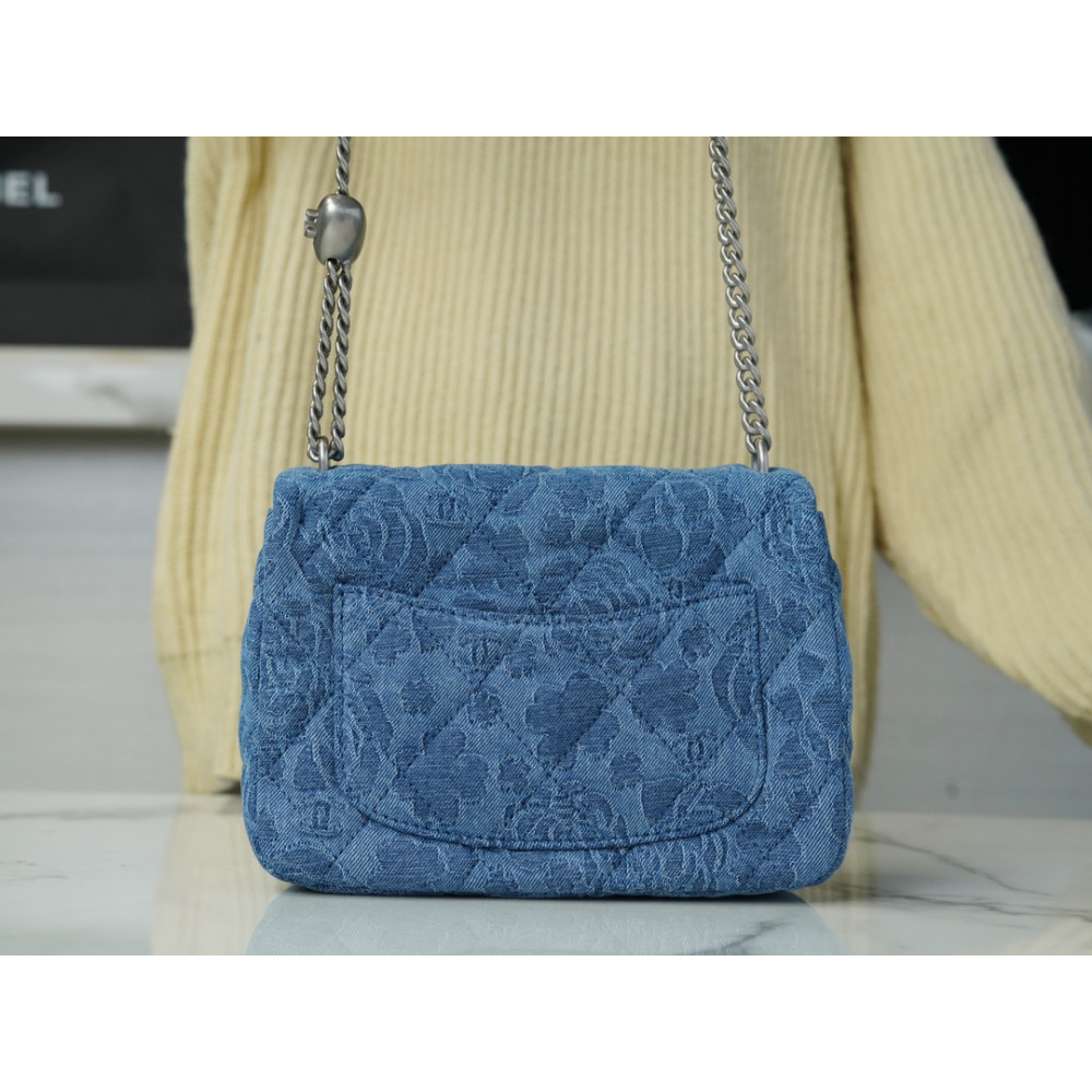 CHANEL SWEETHEART FLAP BAG CHANEL SWEETHEART FLAP BAG