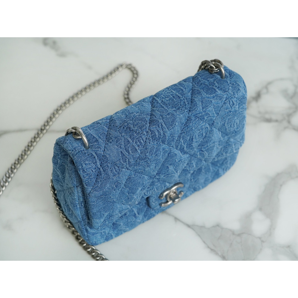 CHANEL SWEETHEART FLAP BAG CHANEL SWEETHEART FLAP BAG