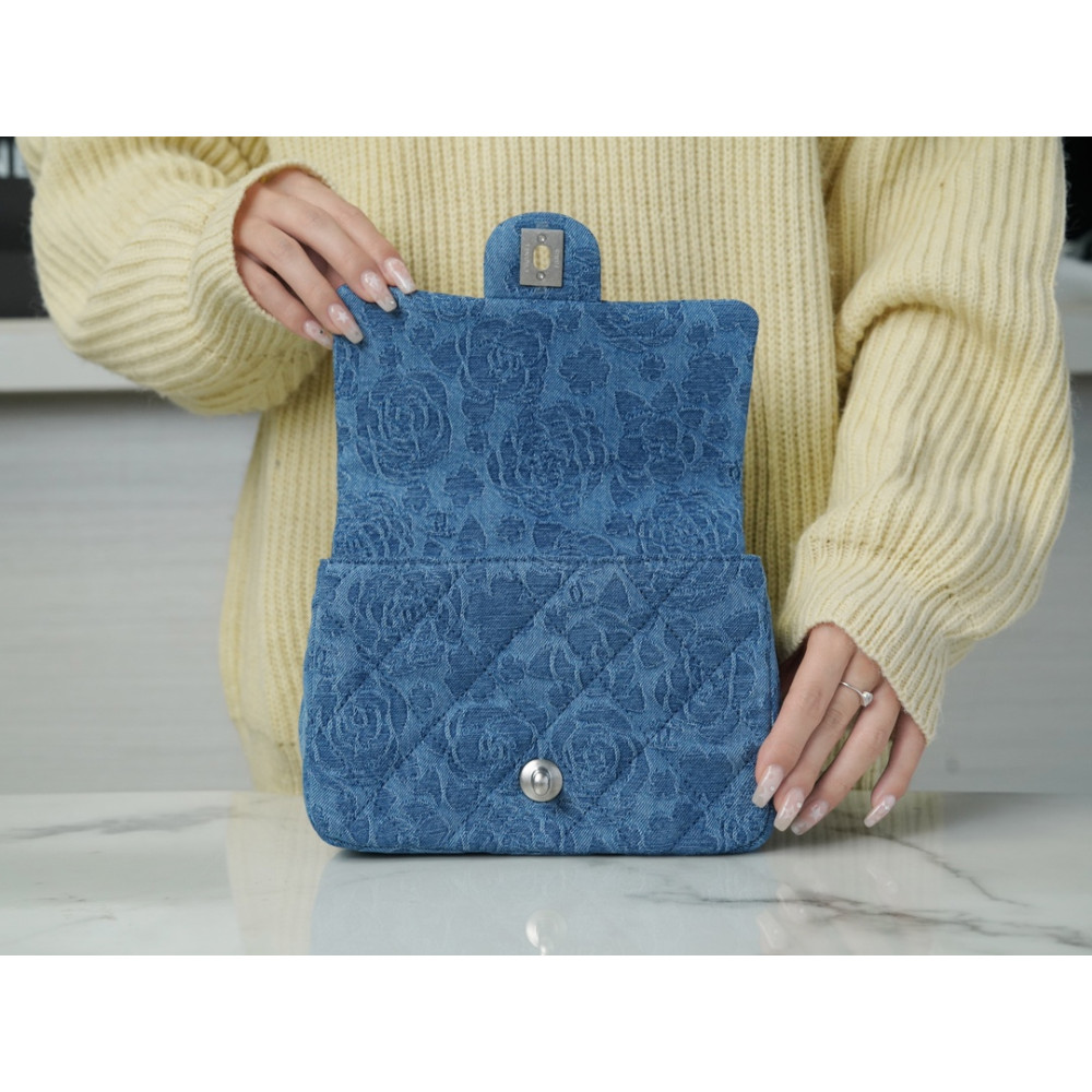 CHANEL SWEETHEART FLAP BAG CHANEL SWEETHEART FLAP BAG