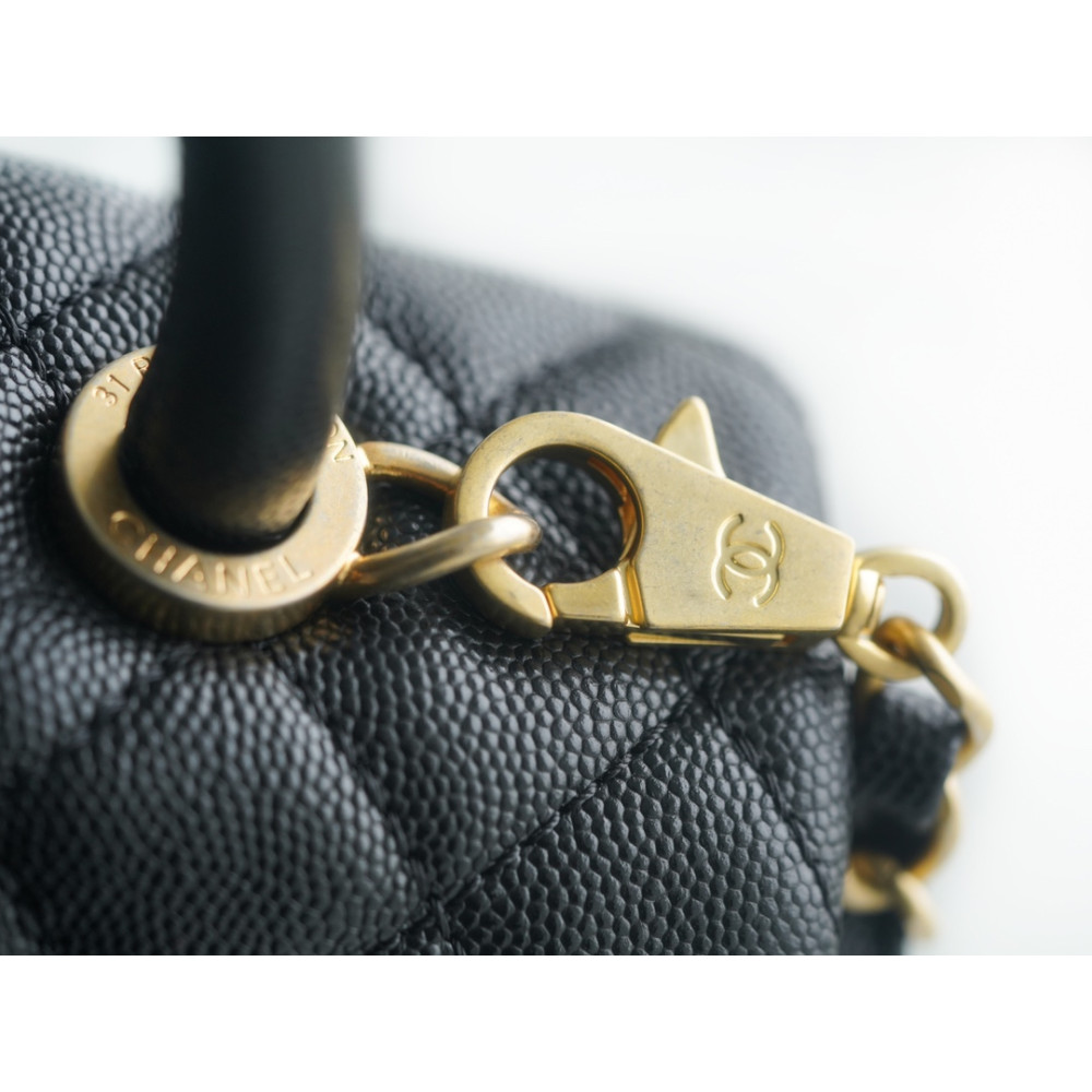 CHANEL MEDIUM HANDLE FLAP BAG