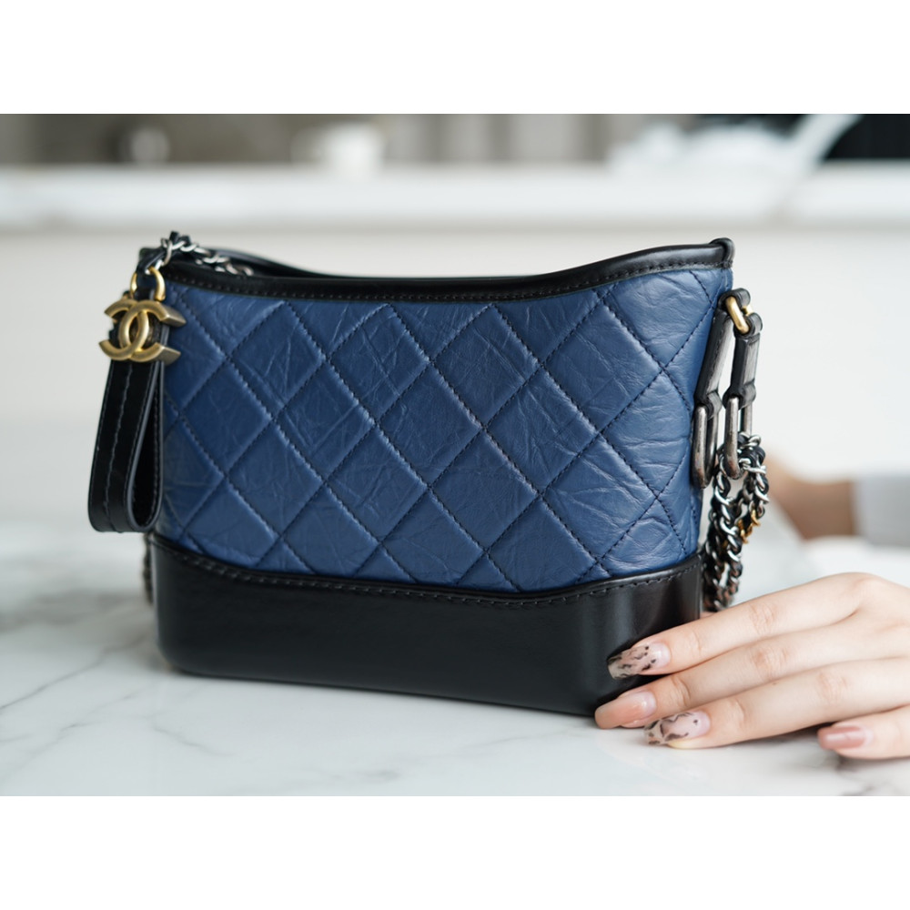 CHANEL SMALL GABRIELLE HOBO BAG CHANEL SMALL GABRIELLE HOBO BAG