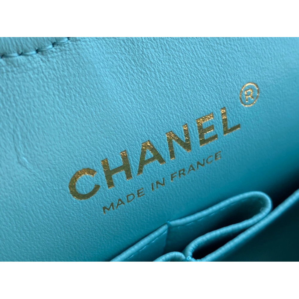 CHANEL MEDIUM DOUBLE FLAP BAG CHANEL MEDIUM DOUBLE FLAP BAG